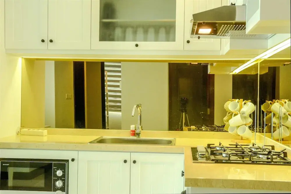 2 Bedrooms at Gallery West Apartment By Travelio