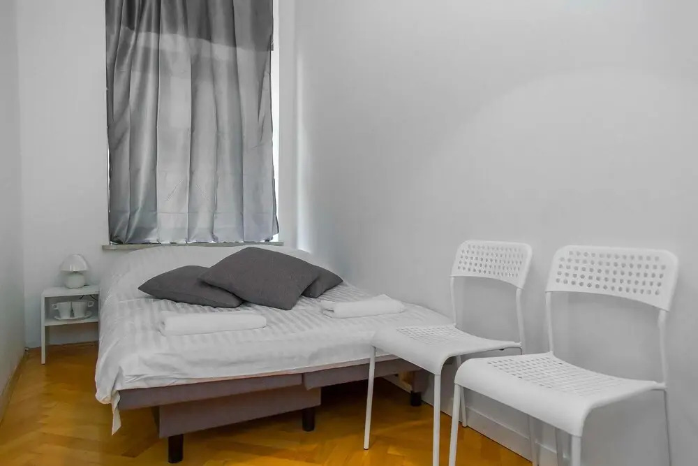 Metro Centrum Guest Rooms