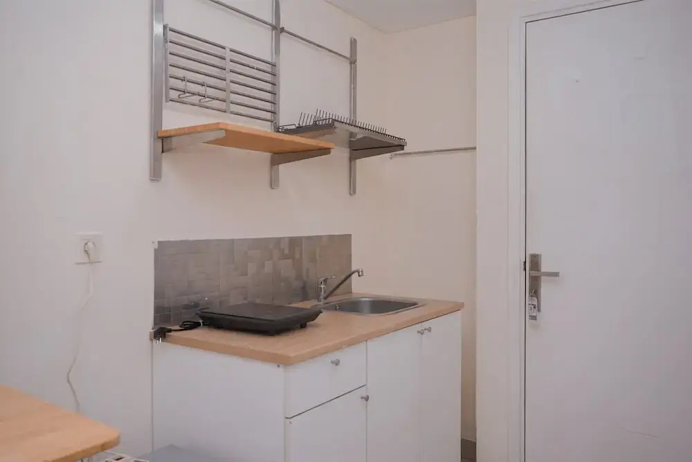 Good and Nice Studio Room at Poris 88 Apartment
