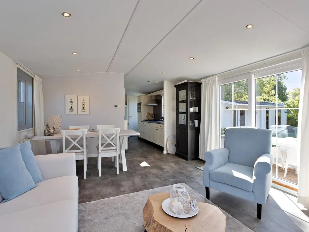 Lovely, Fully Furnished Chalet for 4 People