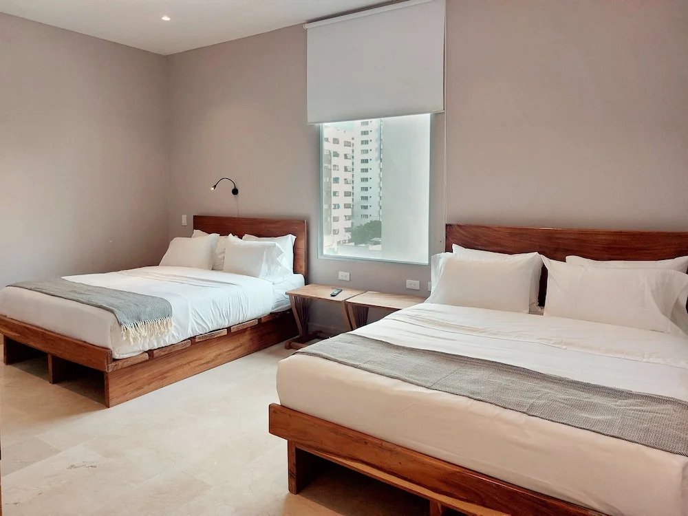 w Spacious 4BR in the Heart of Bocagrande