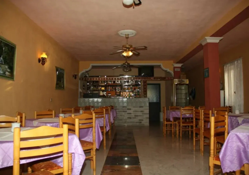 Aleks Hotel