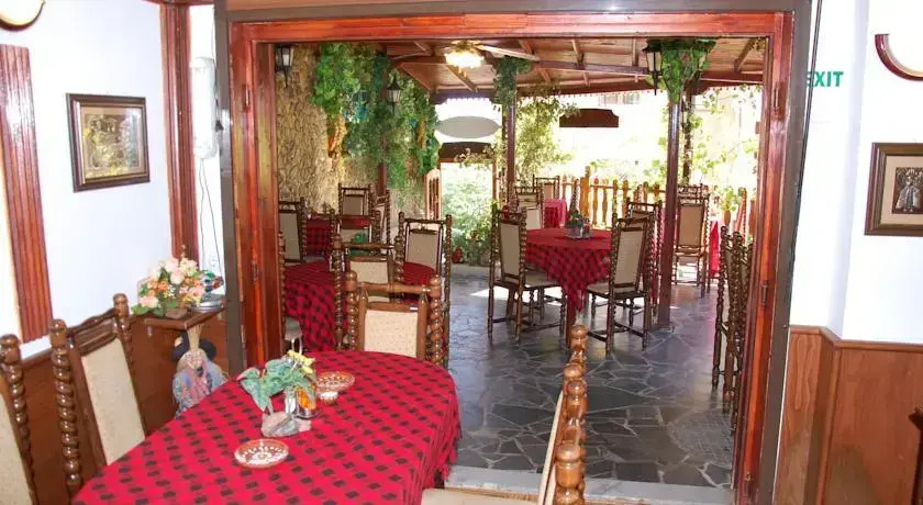 Rusina Guest House