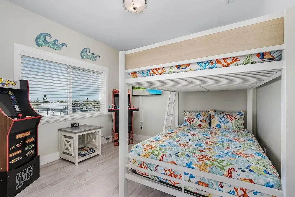 Captain's Quarters