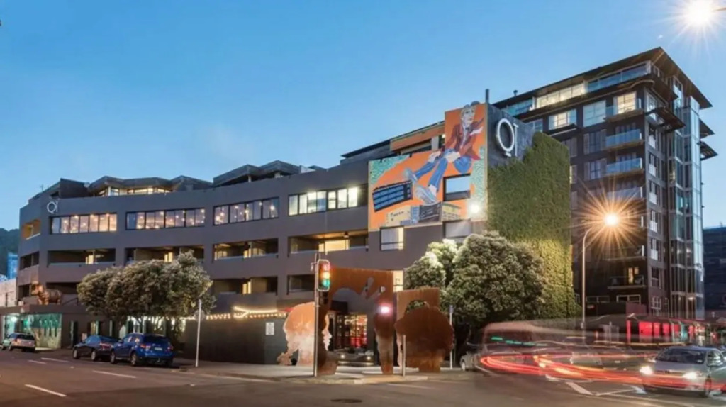Museum Apartment Hotel, Independent Collection by EVT