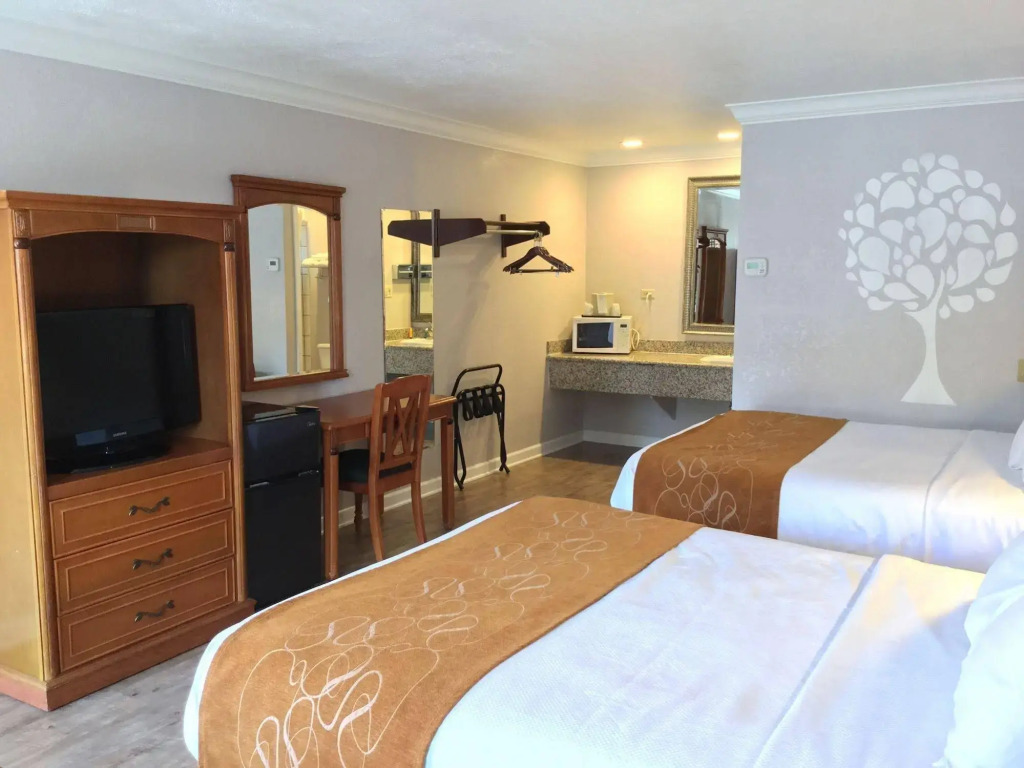 Journey Inn