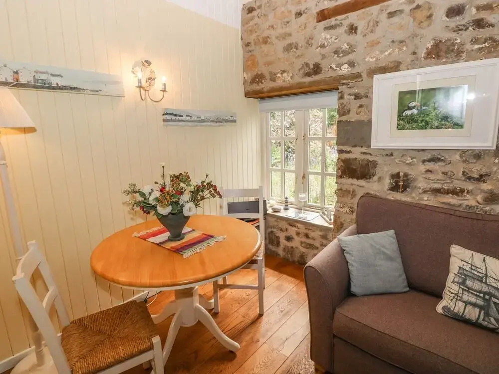 4 Rogeston Cottages