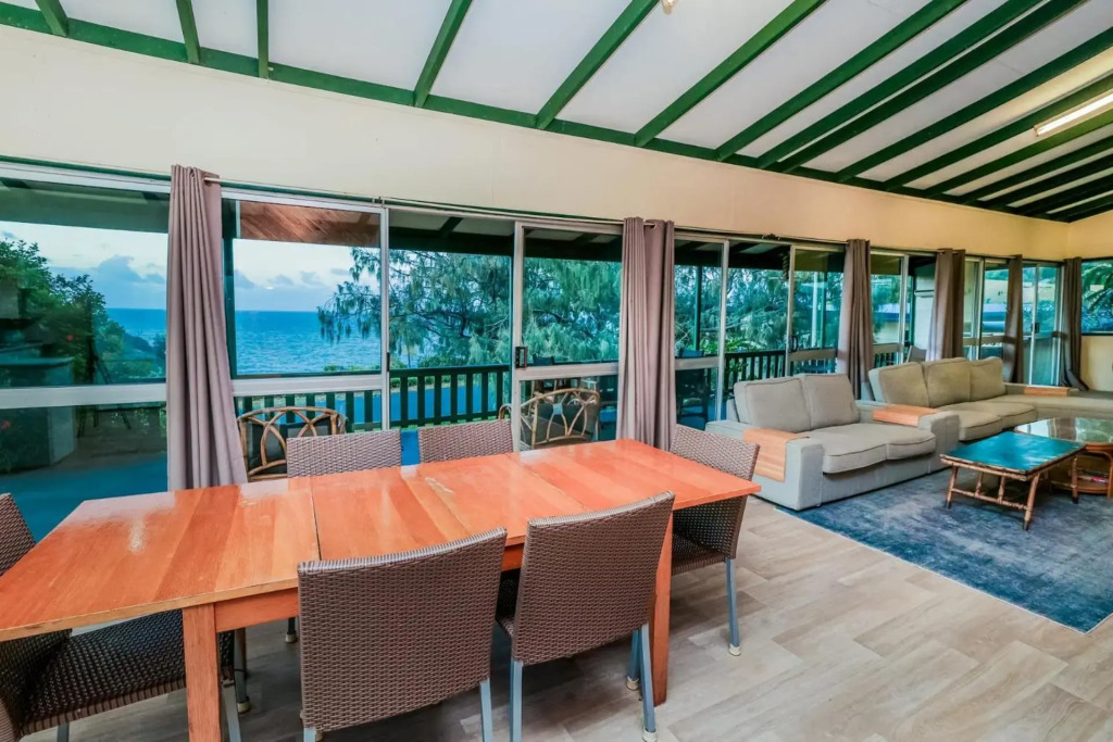 Endeavour • Pet Friendly • Ocean Views • 2BR
