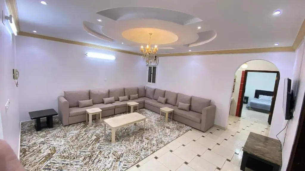 Naser Apartments