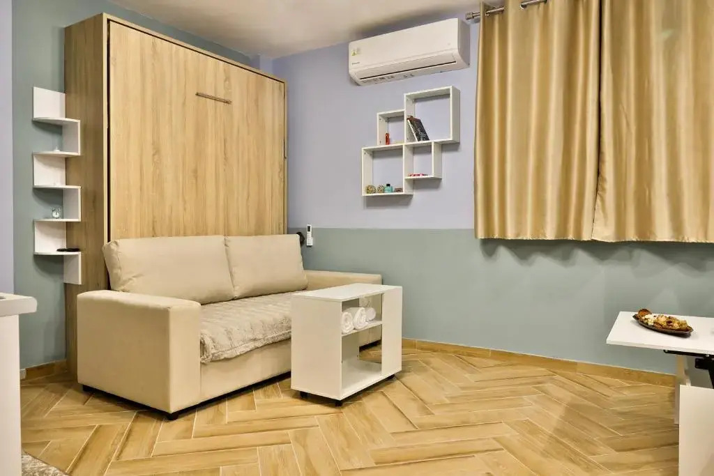 Apollo 4 - Luxury Apartment (City Center Studio)