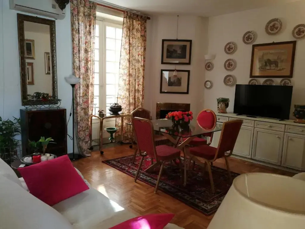 Adele Apartment