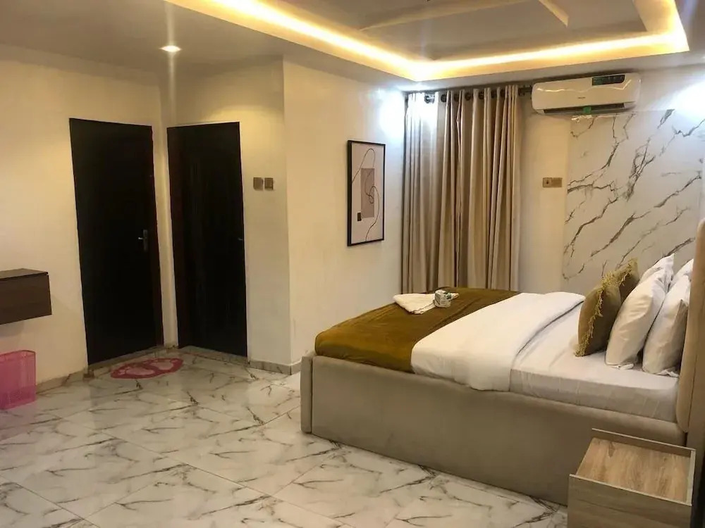 Patricia Hotel