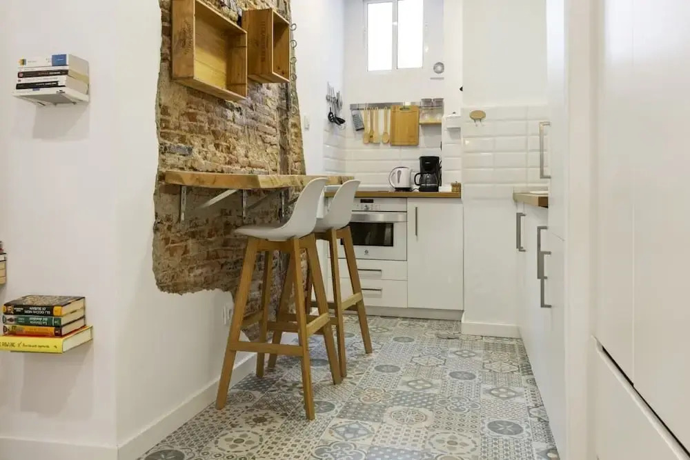 Space-saving Designer Apartment With One Bedroom in Chamberí, Madrid