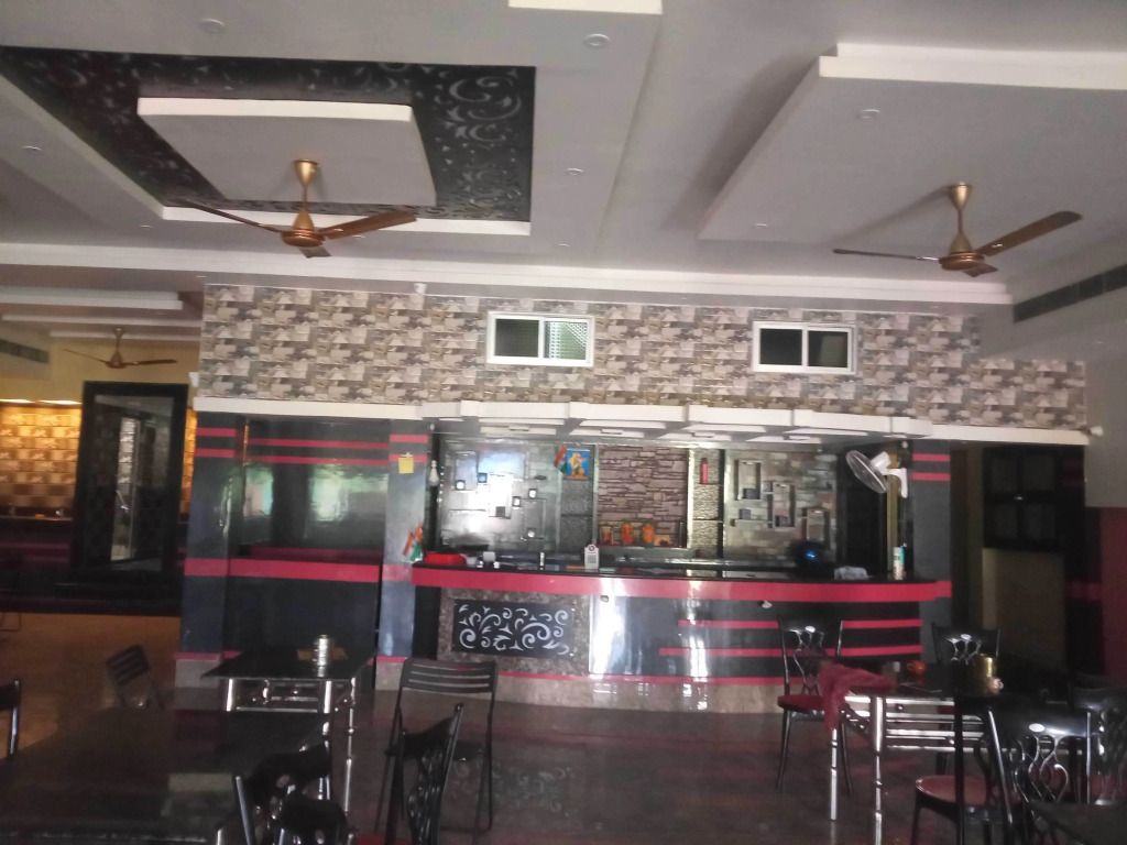 Hotel O Snenanjali