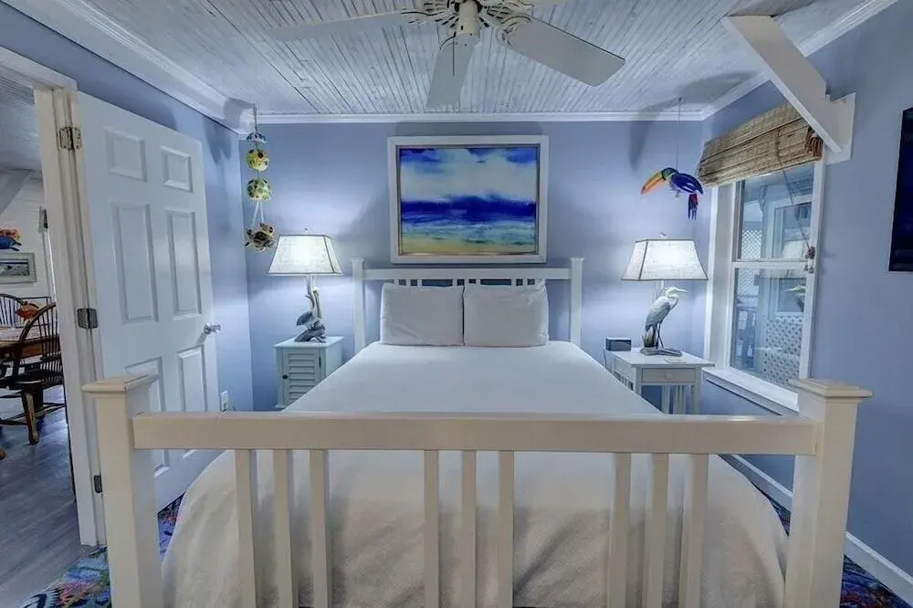 Ashby House 2 Bedroom Home by Redawning