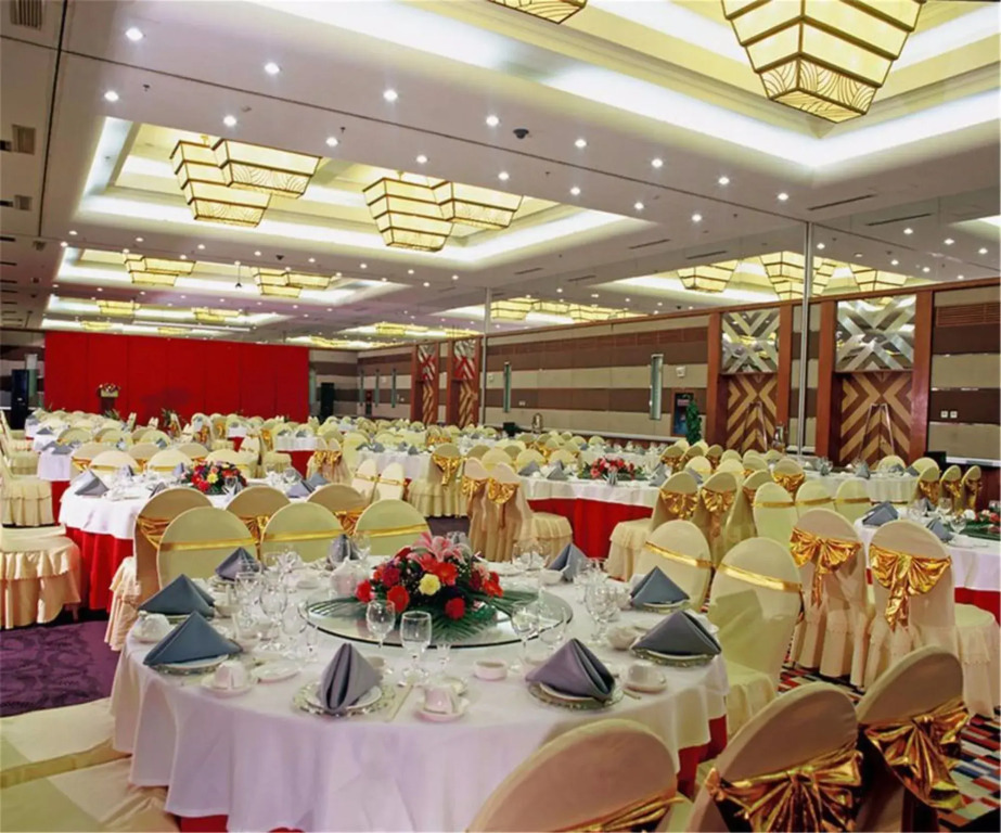 Hotel Holiday Inn