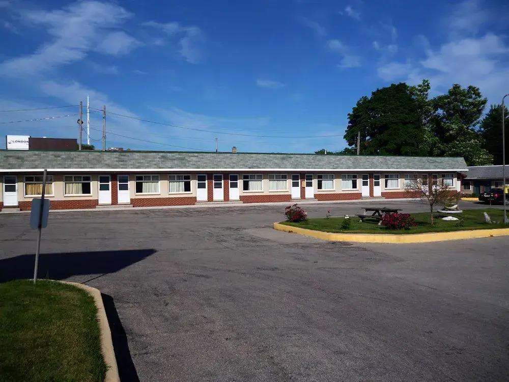 Maple Glen Motel