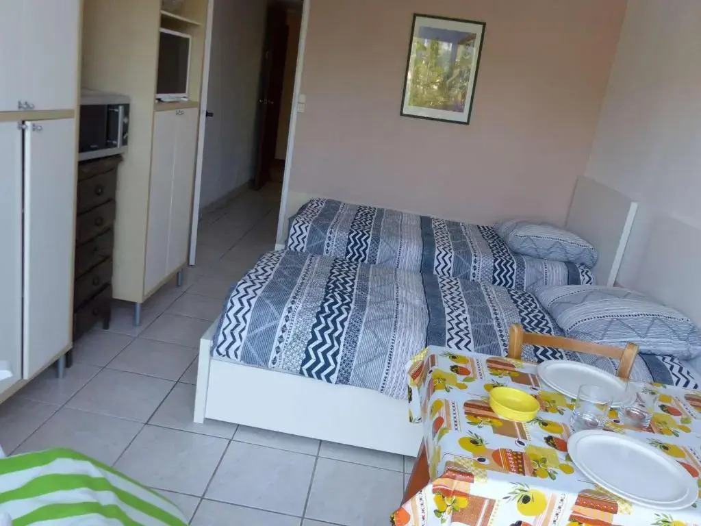 Studio Le Lavandou, 1 pièce, 2 personnes - FR-1-308-34