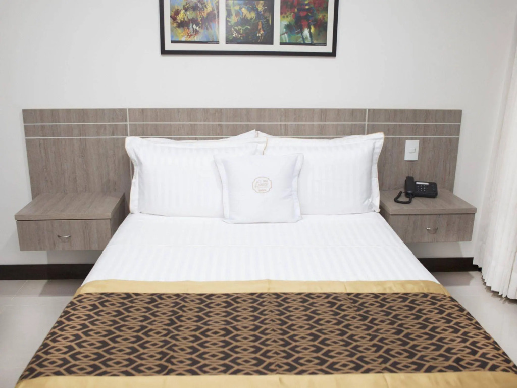 Hotel Cinco Monteria