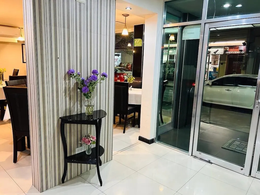 Hotel Francis
