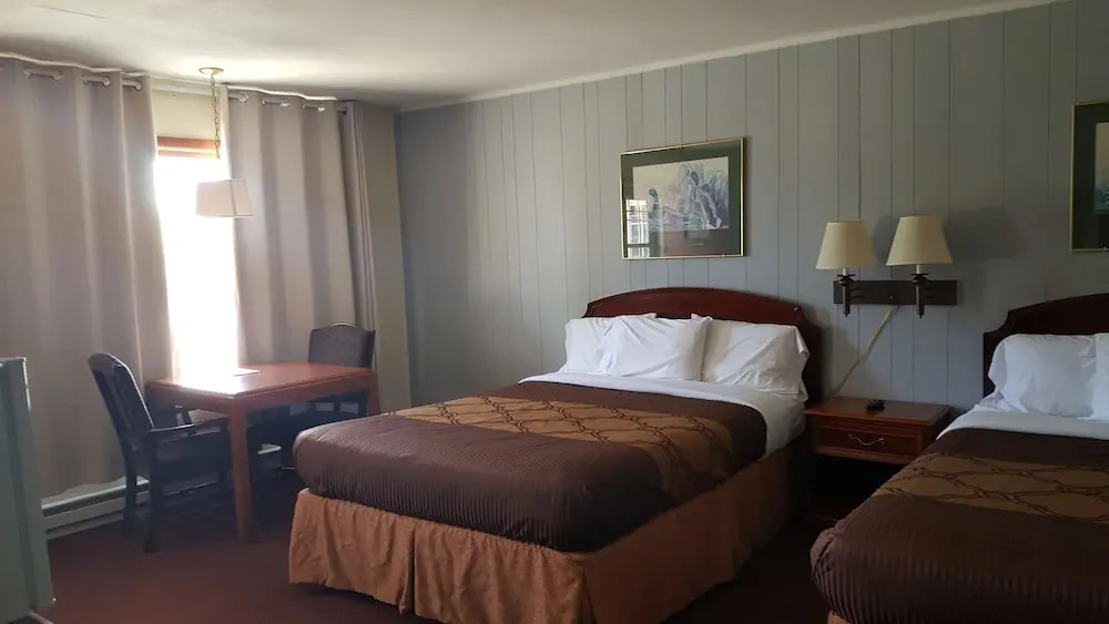 Hickory Hill Motel