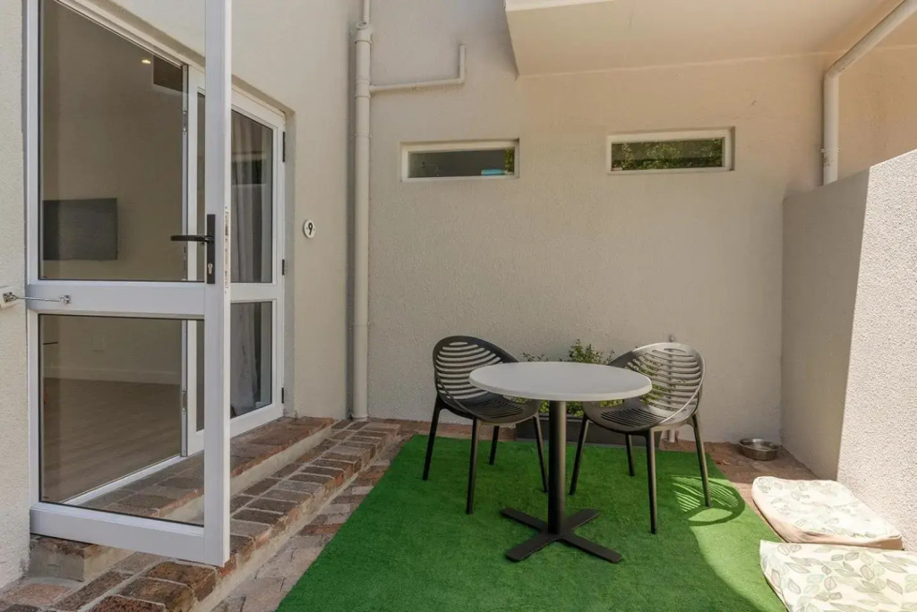 Oak Manor Boutique Guest House