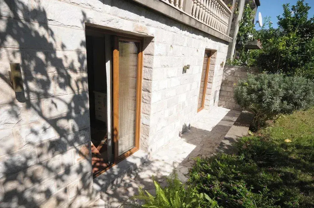 Apartments Buba