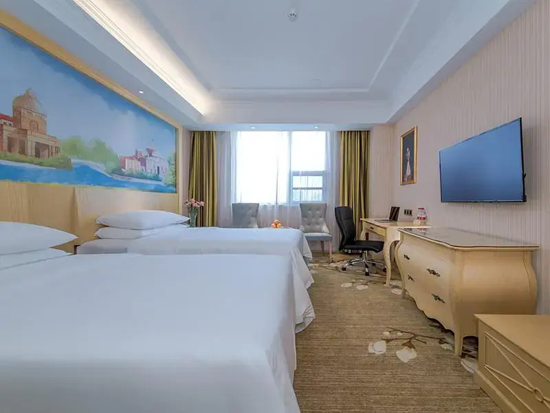 Vienna Hotel Wuhan Sports Center