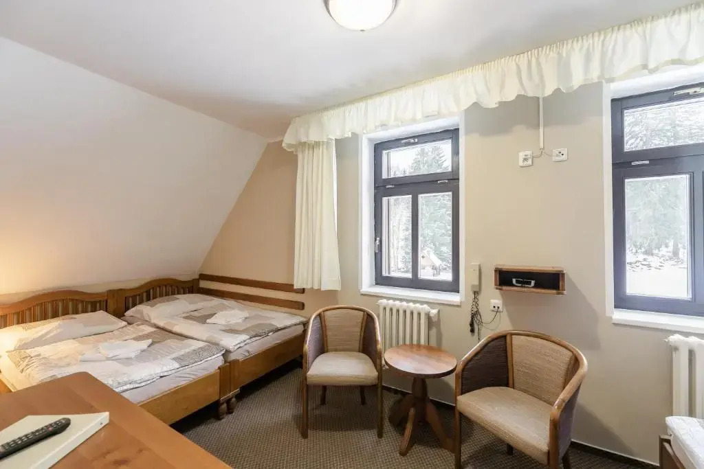 Hotel Perla Jizery