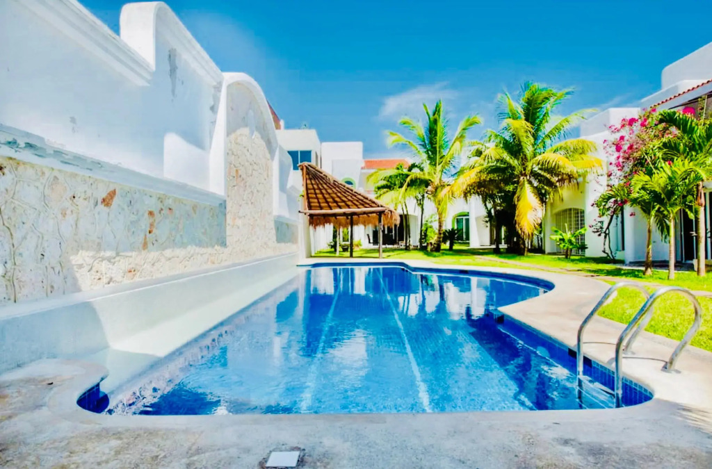 Dolce Vita Caribe Beach B&B