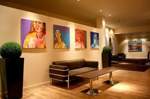 Micasa Aparthotel