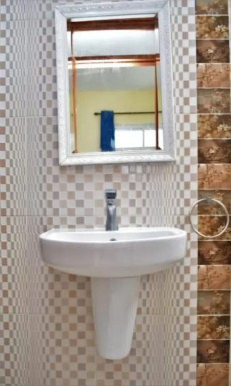 Nyali-Seaview Home-Stay