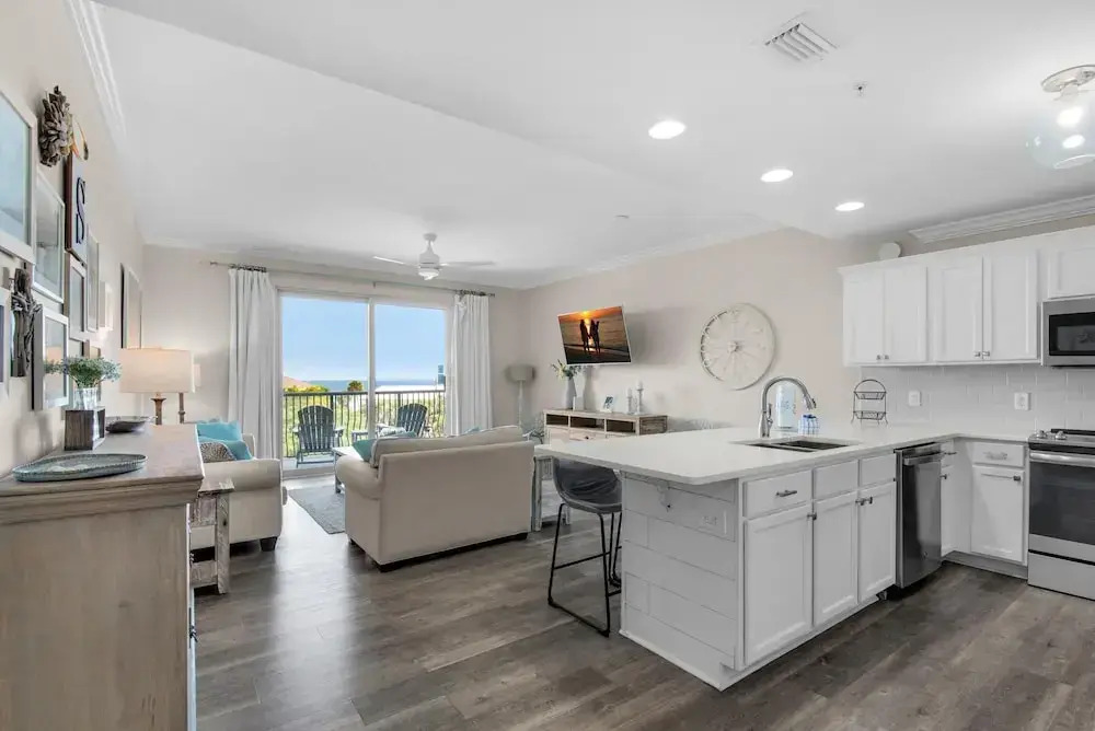 Beach Resort 406