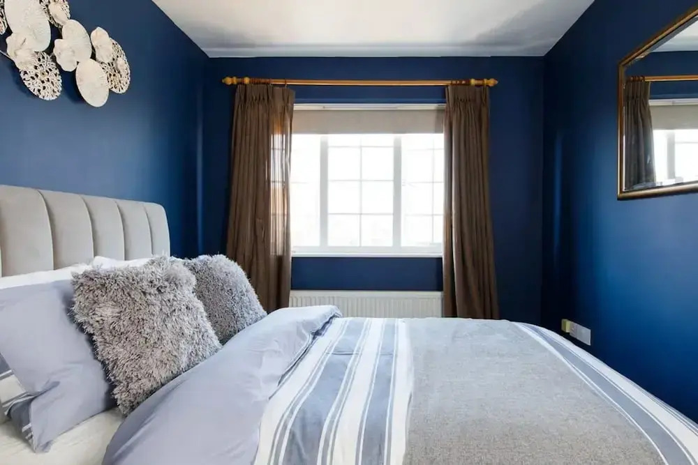 Family Seaside Escape - 5 Mins to Beach