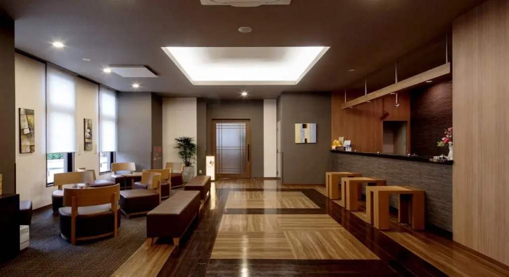 Hotel Route-Inn Takaoka Ekimae