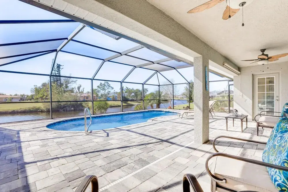 Modern Canalfront Home in Rotonda West w Lanai