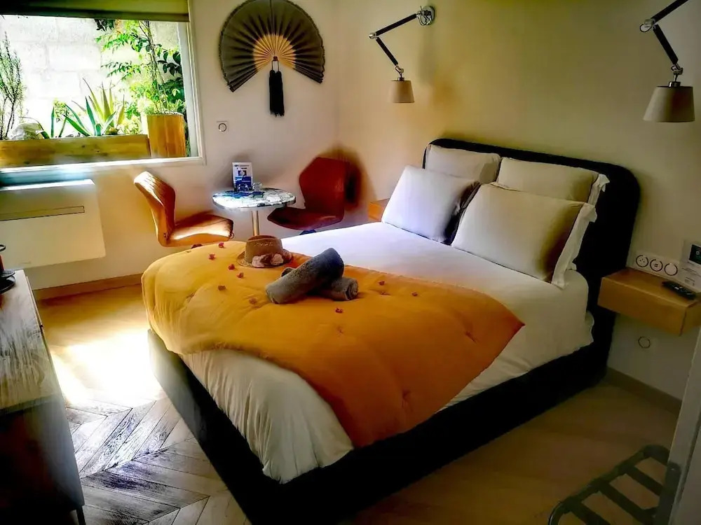 La Belle Endormie B&B French Guest house