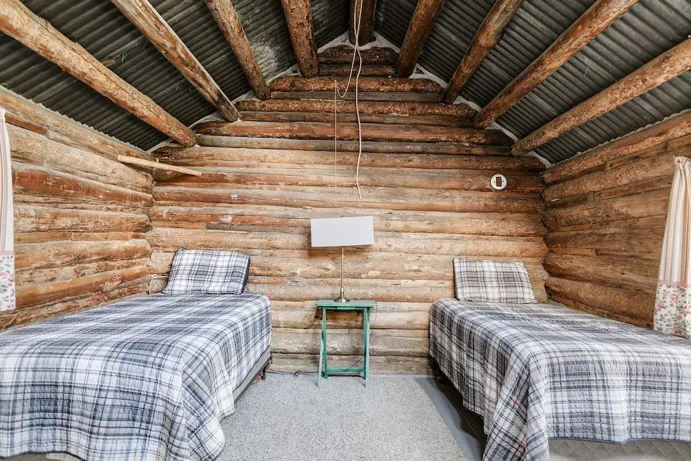 Sawtooth Lodge
