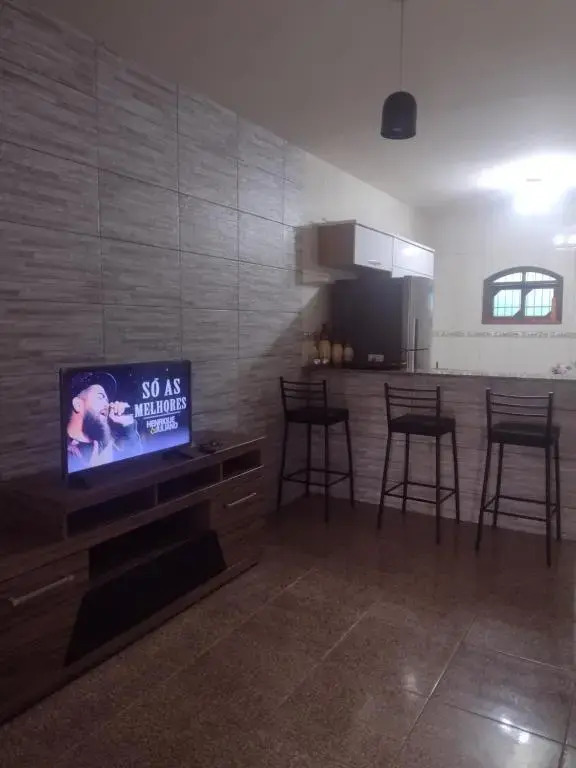 Casa aconchegante com piscina e churrasqueira