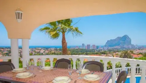 Abahana Villas Cristina