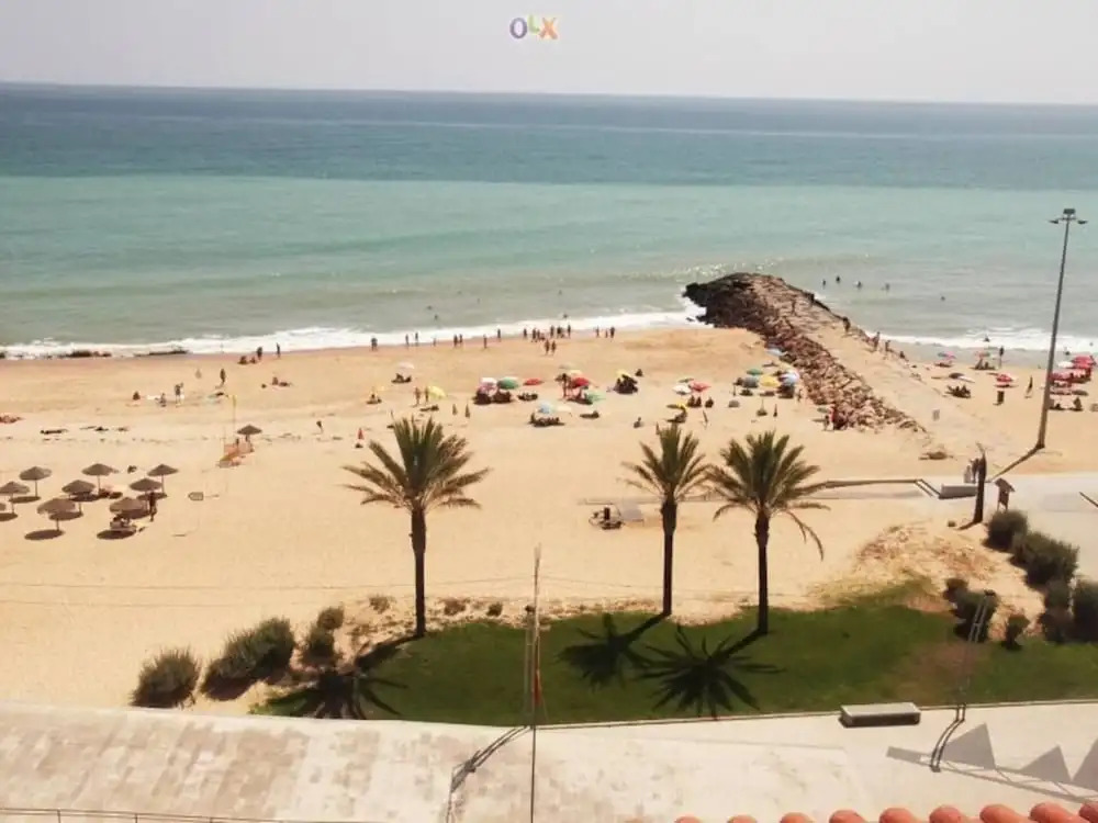 Quarteira 1-bed, Sleeps 4, Parking, 1 min to Beach