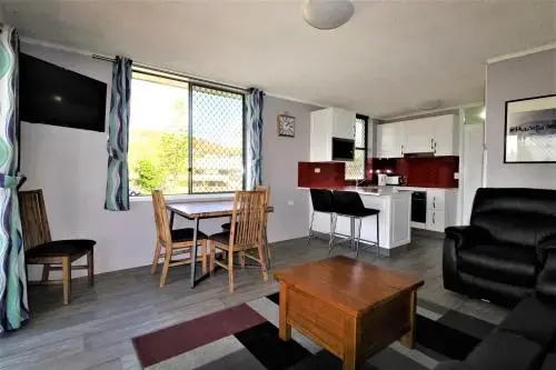 Beachfront 3, 25 Willow Street