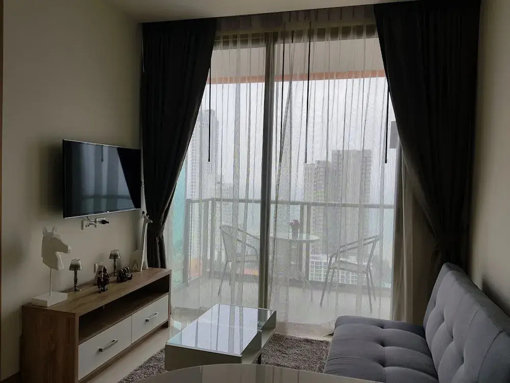 Riviera 1BR Sea View B2506