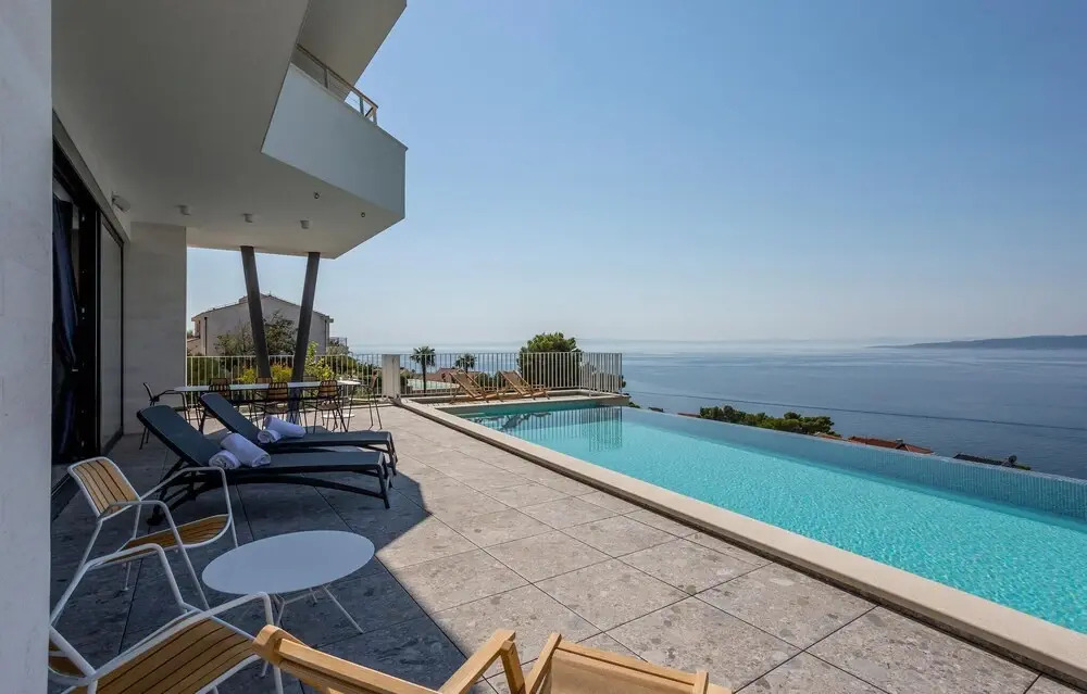 Luxurious Home In Brela