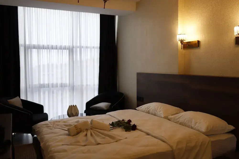 New Konak Hotel