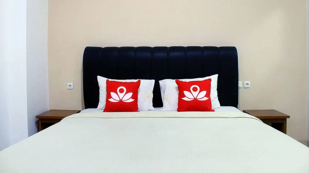 ZEN Rooms Lengkong Besar