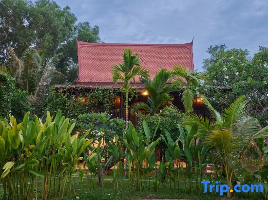 Phoum Chaufea Resort