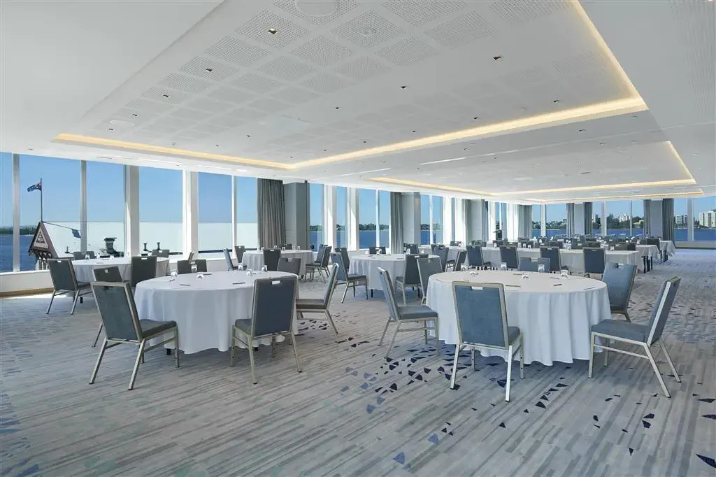 Doubletree By Hilton Perth Waterfront