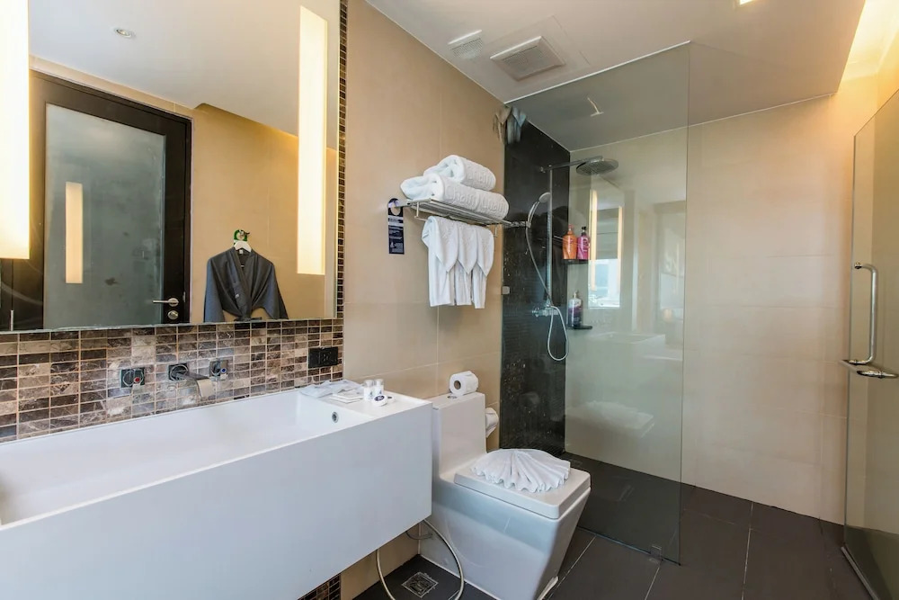 4616 - Studio With Balcony & Pool Near Patong Beach