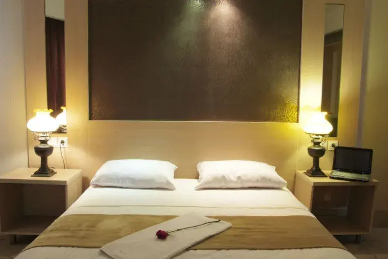 Safir Isfahan Hotel